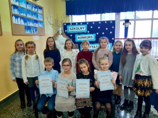 https://www.sp2sroda.pl/files/content/news-lead/uczestnicy_konkursu_recytatorskiego_klasy_2.jpg