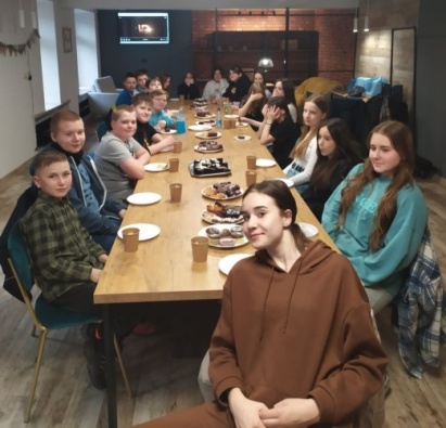 https://www.sp2sroda.pl/files/content/news-lead/wydarzenia_klasowe/277683382_668624457732657_5291410036459042007_n1.jpg